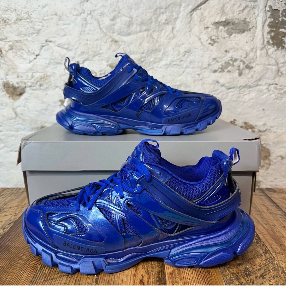 Balenciaga Men's Shiny Blue Sneakers - Picture 2 of 5
